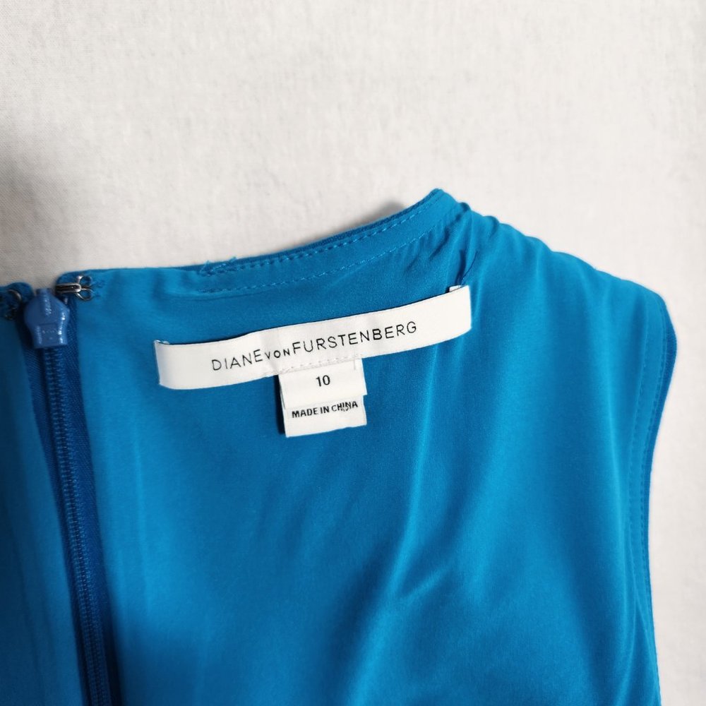 DIANE VON FURSTENBERG Minimalist Stretchy Blue Sleeveless Dress Size10 LIKE NEW! - Picture 10 of 16